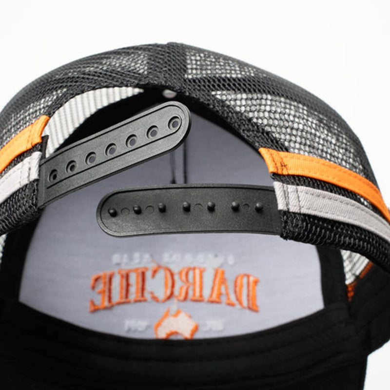 Load image into Gallery viewer, DARCHE TRUCKER CAP