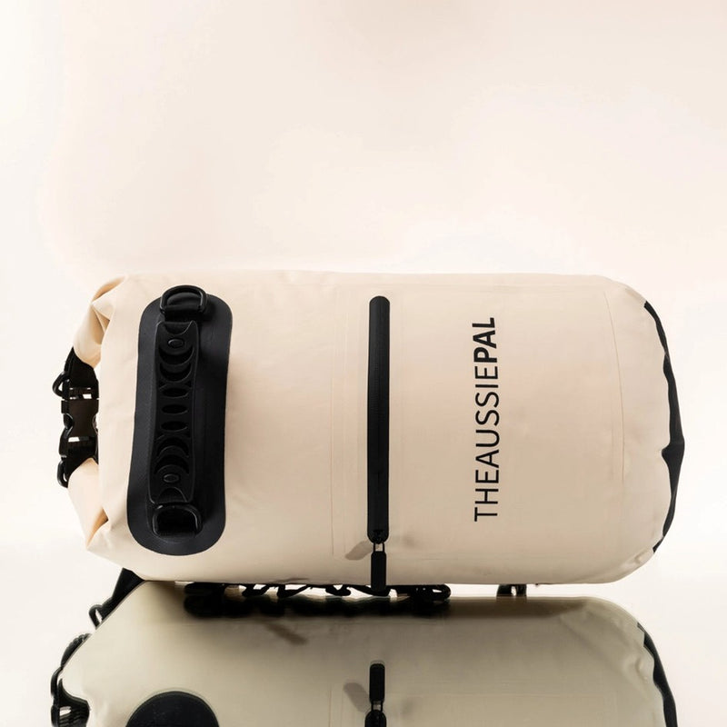 Load image into Gallery viewer, AUSSIE PAL INSULATED COOLER BACKPACK 15L [CLR:SAND]
