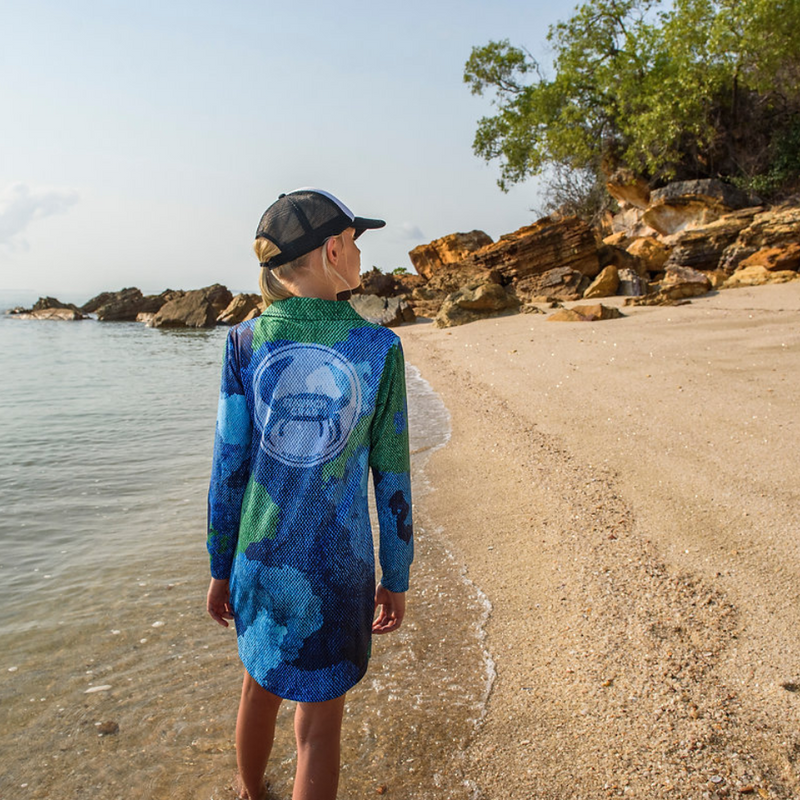 Load image into Gallery viewer, STAUNCH CRAB KIDS SINIK BLUE/GREEN COLLARED FISHING DRESS LONG SLEEVE [SZ:2]
