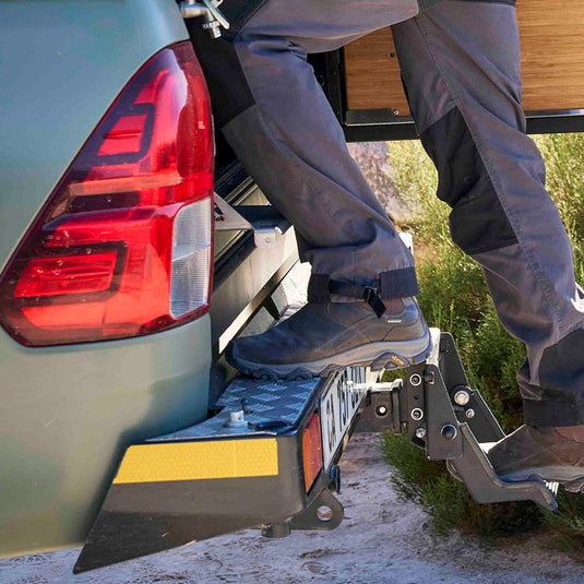 ALU CAB TOW BAR STEP