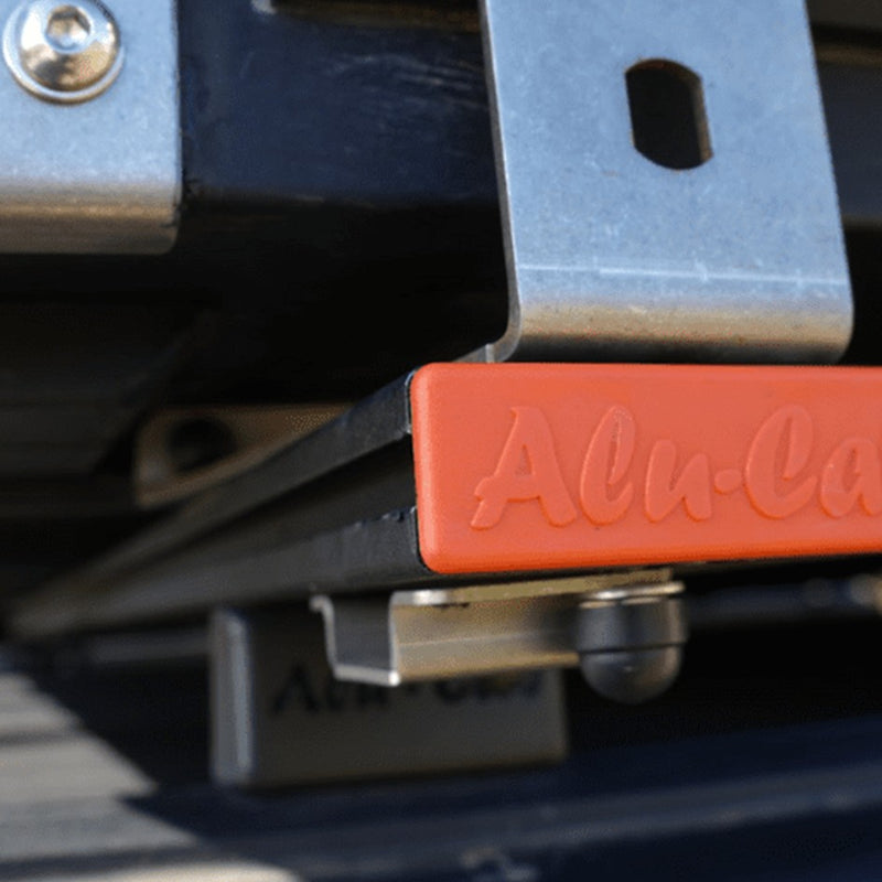 Load image into Gallery viewer, ALU CAB LOAD BAR FEET HIGH PROFILE 60MM
