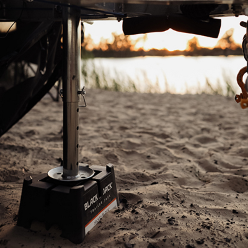 Load image into Gallery viewer, BLACK JACK TRAILER JACK JOCKEY BLOCK
