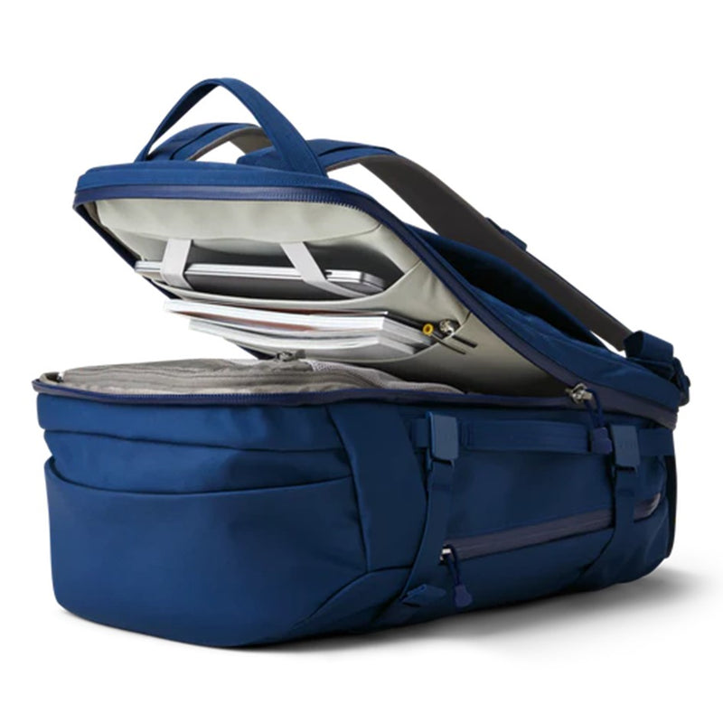 Load image into Gallery viewer, YETI CROSSROADS BACKPACK 35L [CLR:NAVY]
