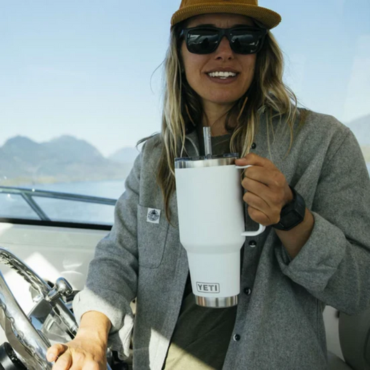 YETI RAMBLER 42oz 1.2L STRAW MUG [CLR:WHITE]