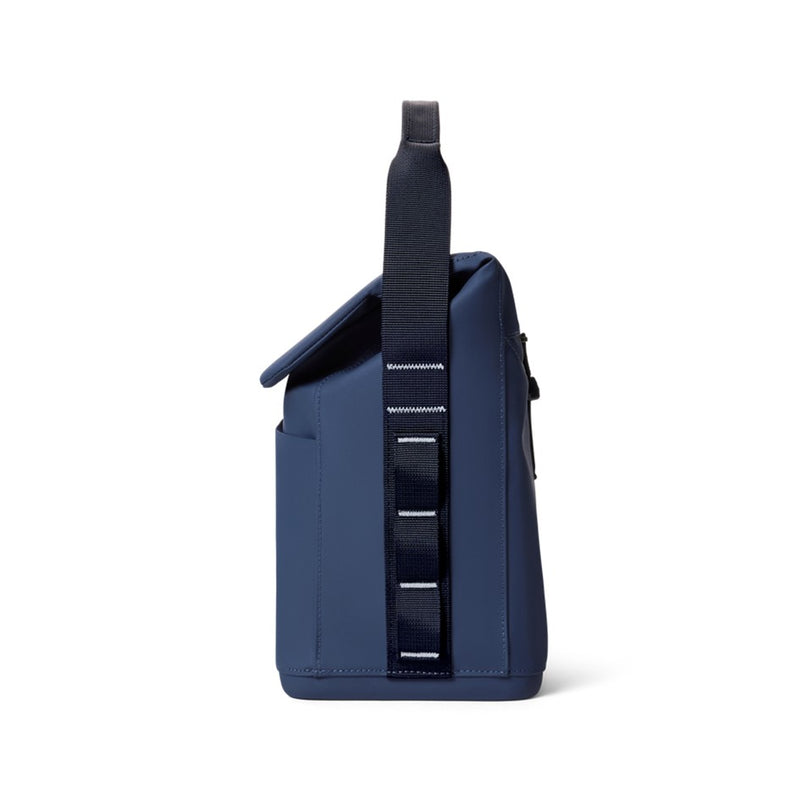 Load image into Gallery viewer, YETI DAYTRIP INSULATED BAG 6L [CLR:CLASSIC NAVY]
