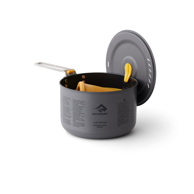 Load image into Gallery viewer, SEA TO SUMMIT FRONTIER ULTRALIGHT ONE POT COOK SET 1.3L - 3 PIECE
