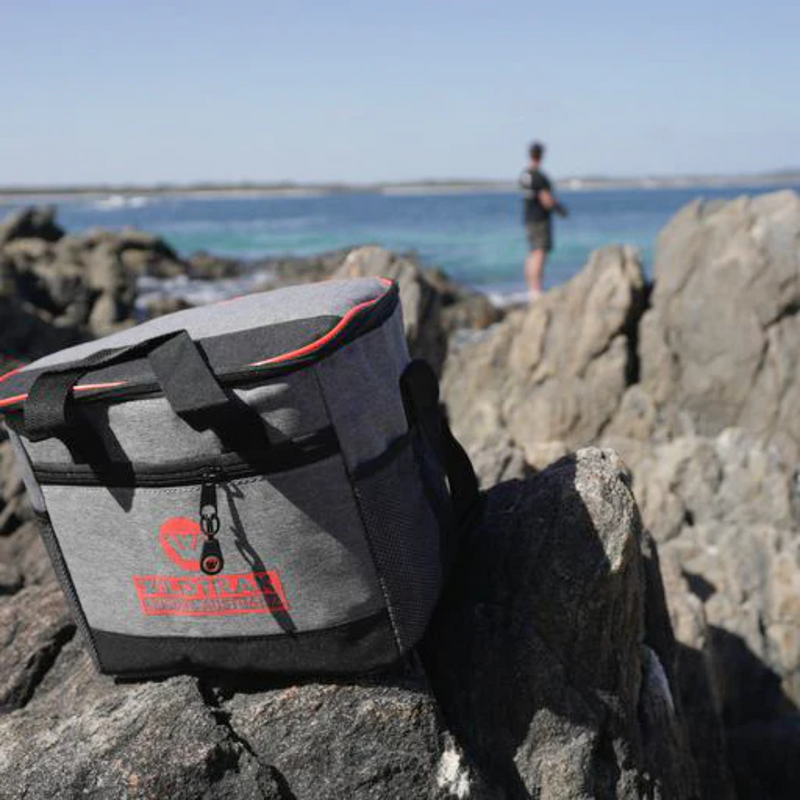 Load image into Gallery viewer, WILDTRAK 8.5L CAMPER SOFT COOLER BAG 12 CAN 
