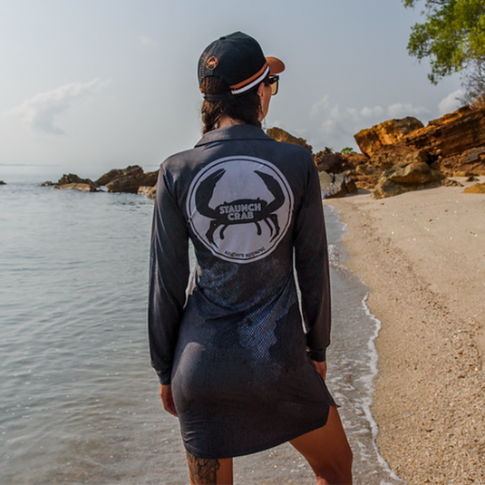 STAUNCH CRAB WOMENS SINIK BLACK COLLARD FISHING DRESS  LONG SLEEVE [SZ:X-SMALL]